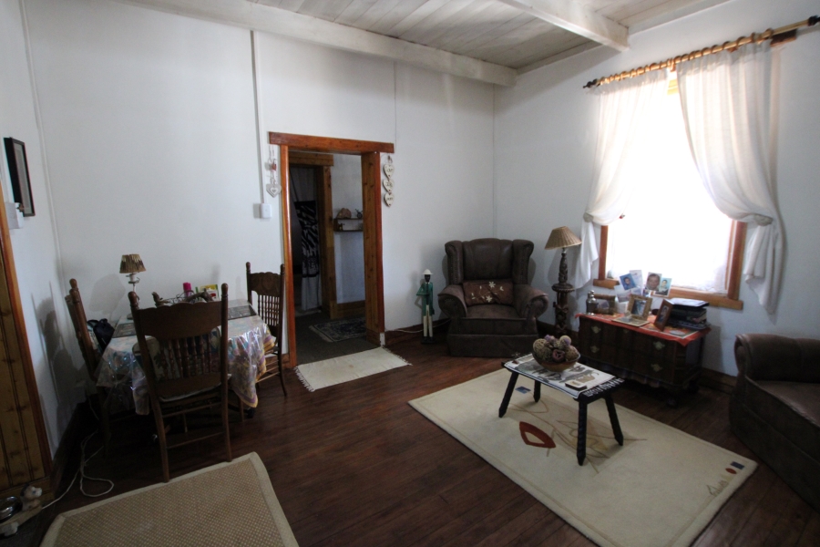 2 Bedroom Property for Sale in Fraserburg Northern Cape